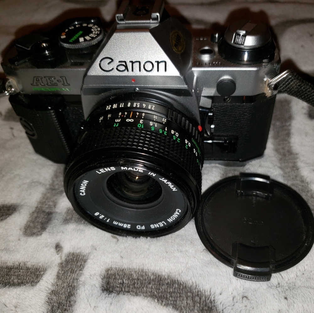 📷Cannon AE-1 Program camera📸